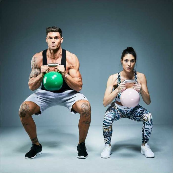 *Kettlebell de Competiție - 8 KG, Roz