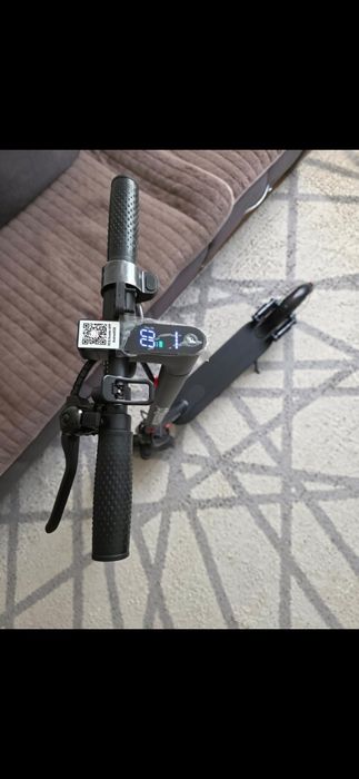 Продам новый электро самокат.