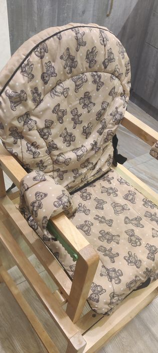 Детский стульчик, трансформируемый в парту