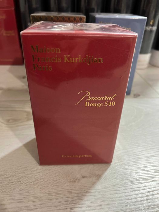 Baccarat Rouge 540 Extrait de Parf de Maison Francis Kurkdjia 4 modele