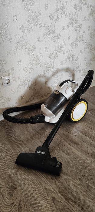 Karcher VC3 plus (Кёрхер VC 3) пылесос