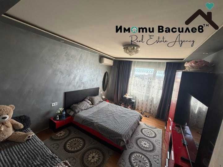 Продава се Тристаен апартамент в София, Център - 94 кв.м за 1275 €/кв.м - Снимка #3