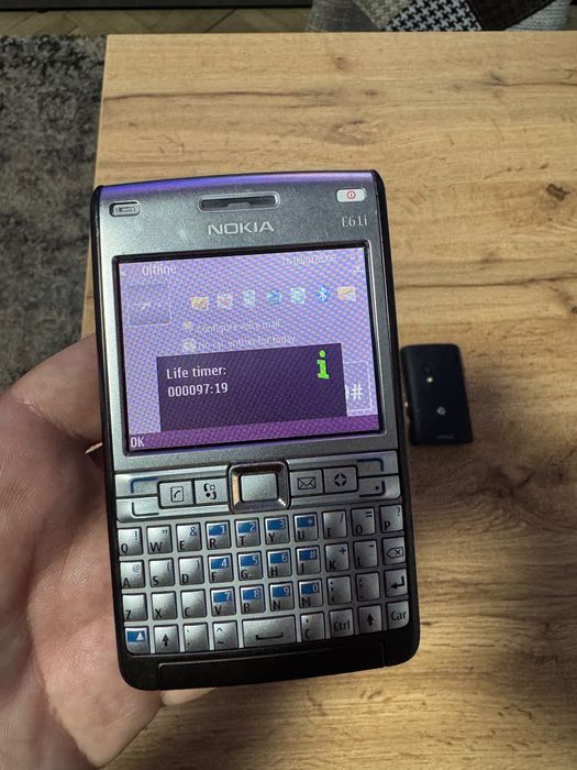 Vand 3 telefoane de colecție Nokia E61i Xperia X10mini