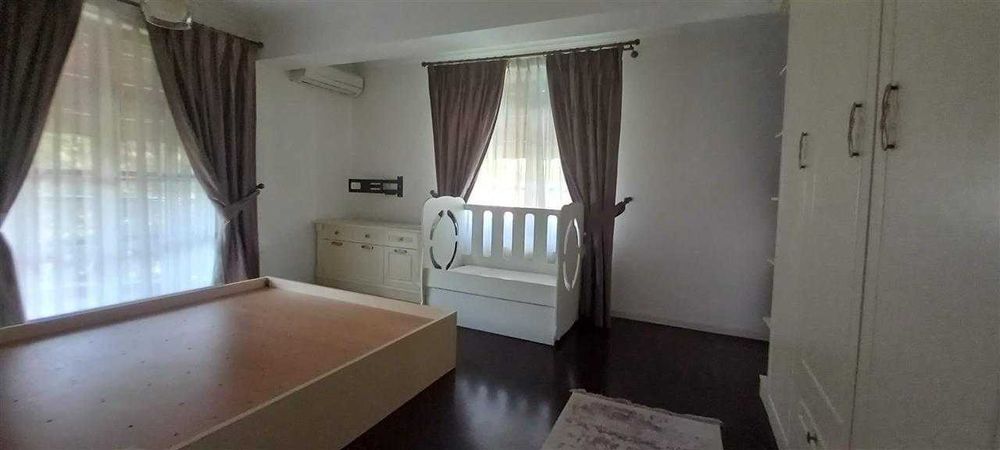 Дава се под наем Тристаен апартамент в София, Оборище - 89 кв.м за 612 € - Снимка #2