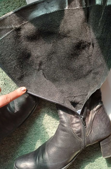 Няколко чифта ботуши + подарък