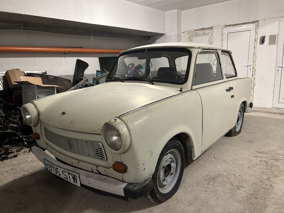Vând Trabant 601, an fabricație 1986 – pentru cunoscători și pasionați de mașini clasice!