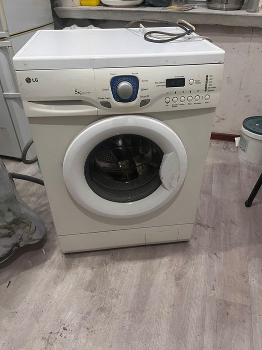 Продам стиральную машину LG