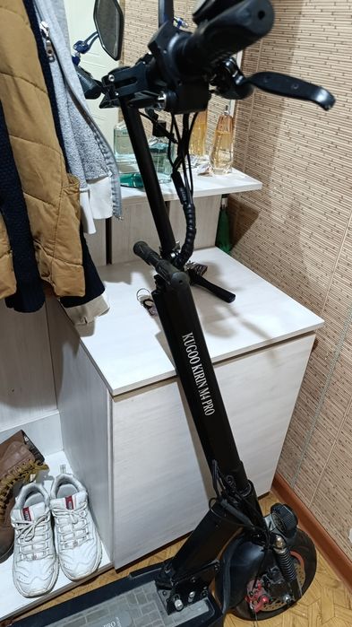 Продам электросамокат