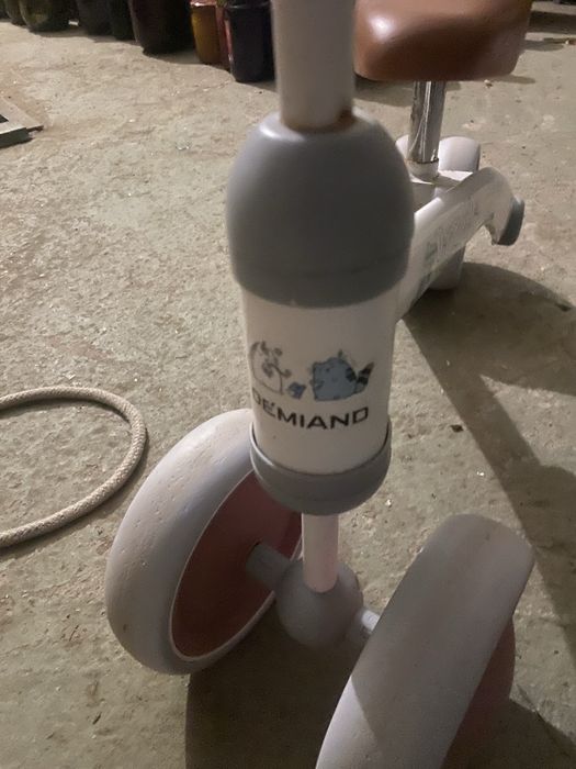 Продам самокат детьский