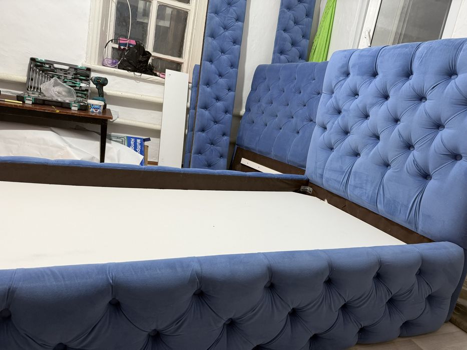 Две одинаковые кровати