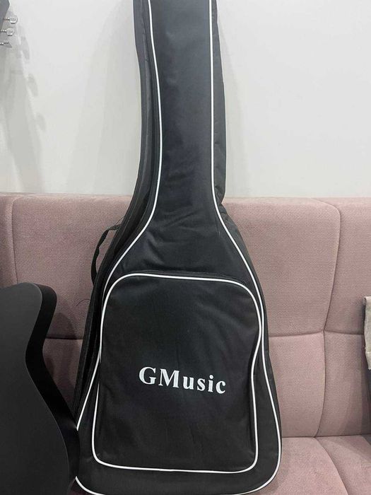 Акустическая гитара, струны, тюнер, капо