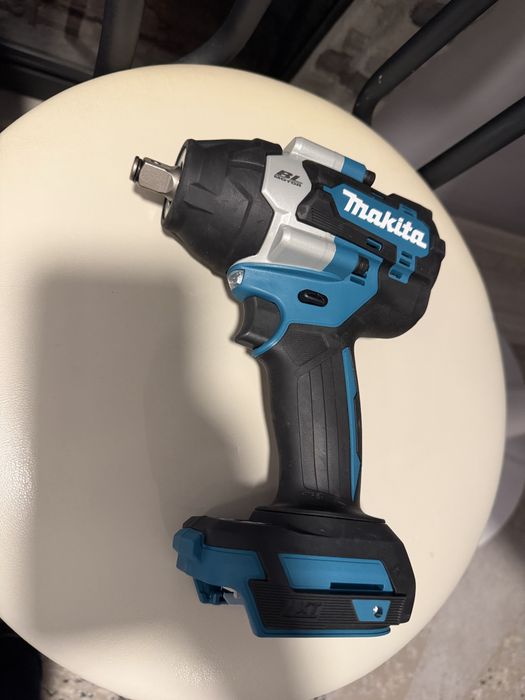 Makita impact DTW700