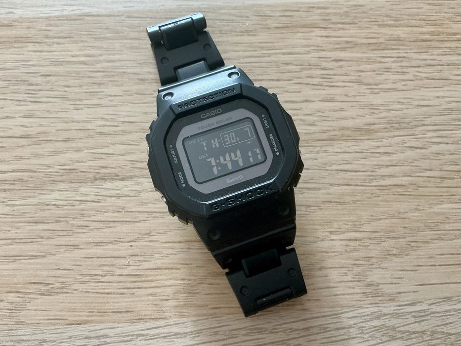 Casio G-Shock GW-B5600BC-1BER Bluetooth Tough Solar. Nu fac schimburi.