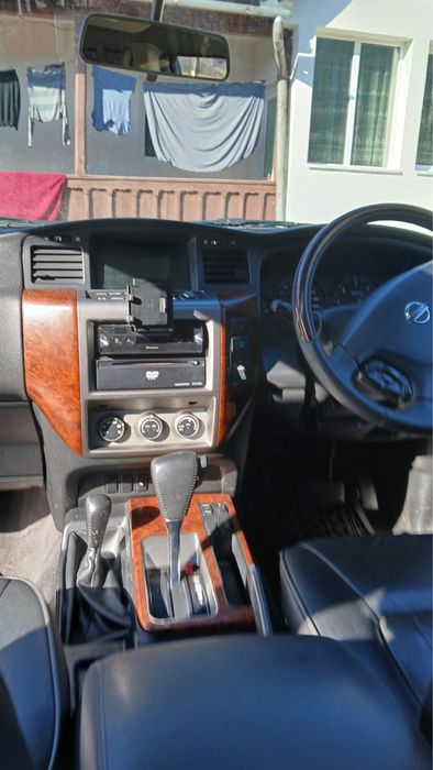 Nissan patrol gu4