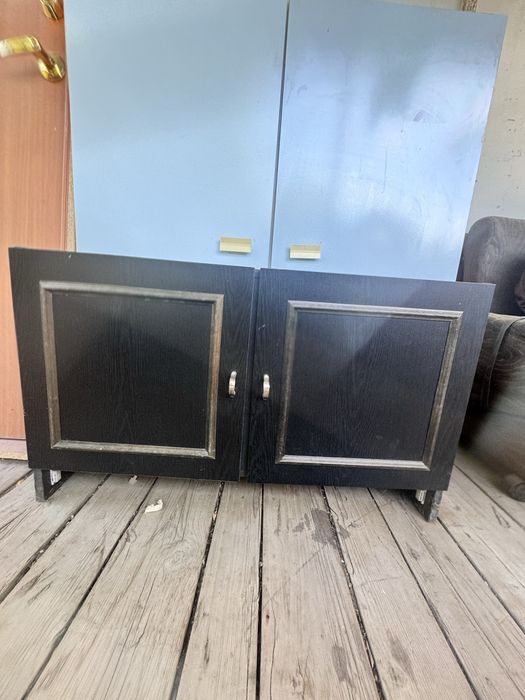 Продам два шкафчика