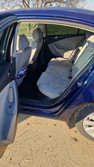 VW Passat 2006 140cp 2000€