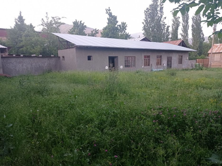 Yer uchastka sotiladi