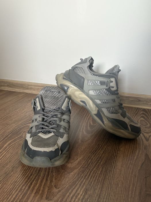 Обувки guess …..