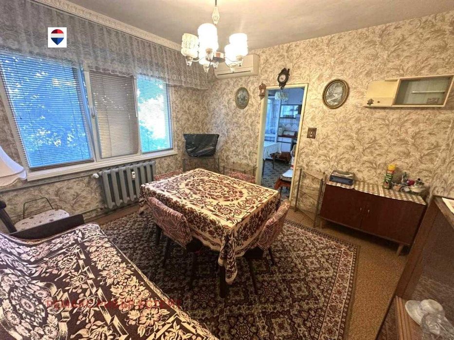 Четиристаен апартамент за продажба кв. Здравец Север 1