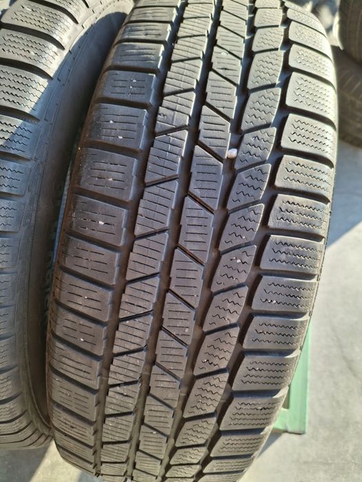 2 Anvelope m+s  205 60 r16 Continental