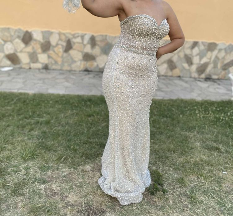 Офицялни Рокли на изгодни цени