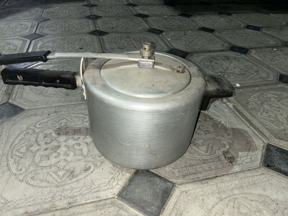 Продаю алюминиевую скороварку