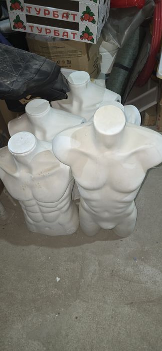 2000тг/шт продам маникен