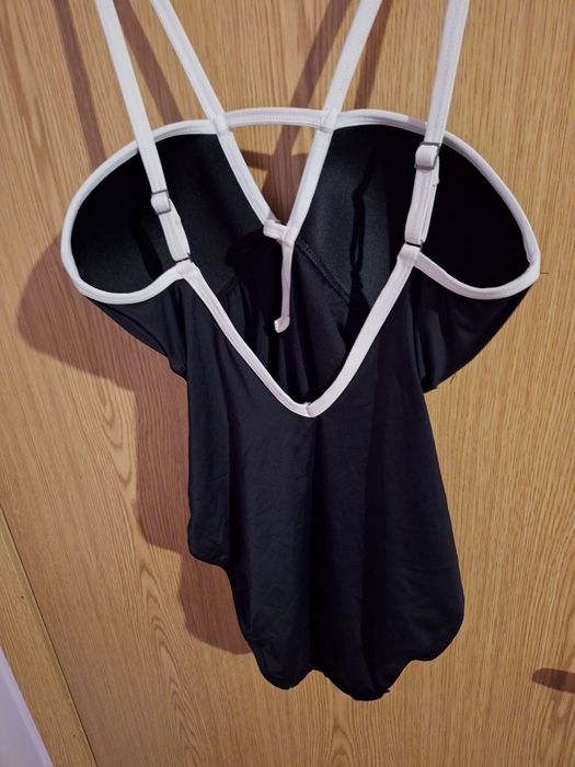 Дамски бански нов