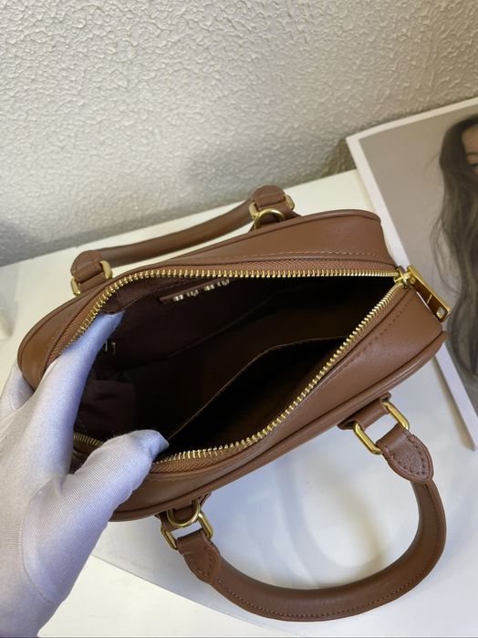 Geanta miu miu piele naturala