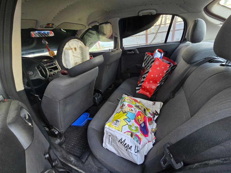 Dezmembrez Opel Astra G sau Vand intreaga