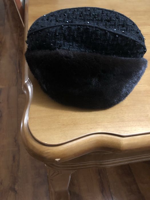 Продам норквую шапку пилотку