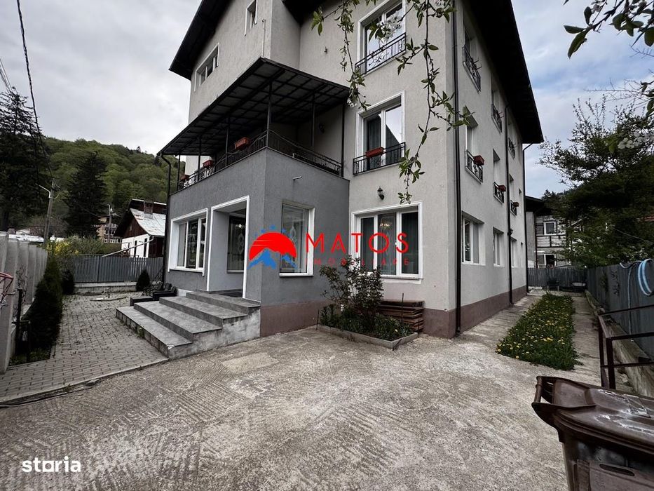Vilă de vânzare în Bușteni | 11 camere, piscin
