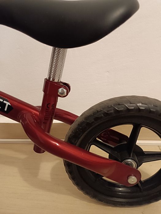 Bicicleta echilibru, Chicco
