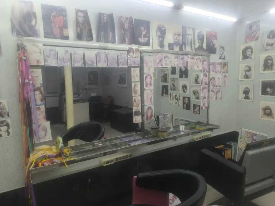 Продаетя мебель для салона красоты