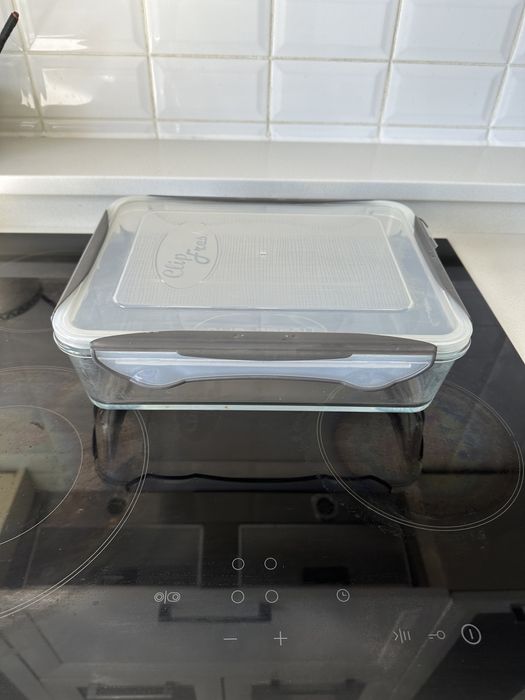 Стеклянная емкость