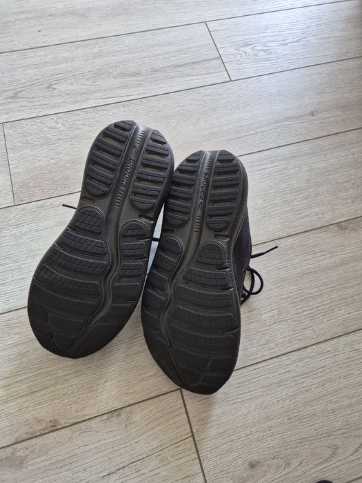 Brooks Ghost Max 2