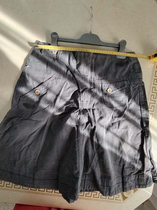 Fusta raiat Levis