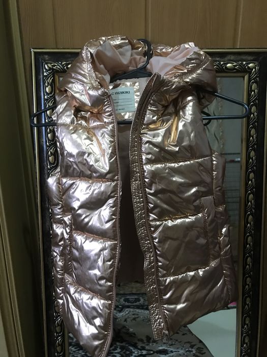 Куртки на девочку