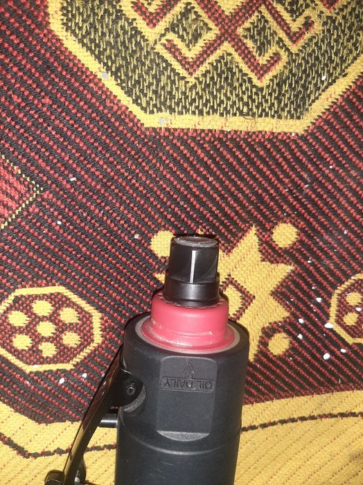 Продам Угловая Пневмошлифмашинка DWS125 PLUS