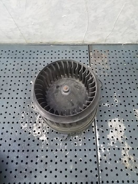 Aeroterma ventilator habitaclu audi a7 4h 7737081504 4h2820021b