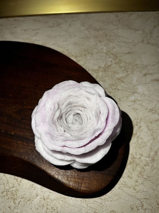 Trandafiri handmade cadouri unice, făcute la comandă