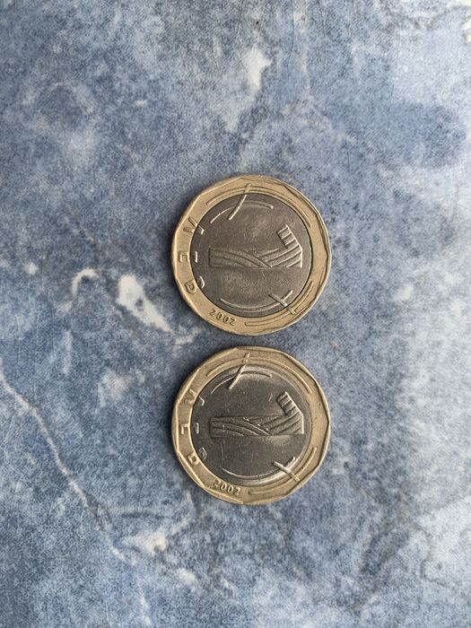 Vand 2 monede bulgaresti 1 LEV din 2002