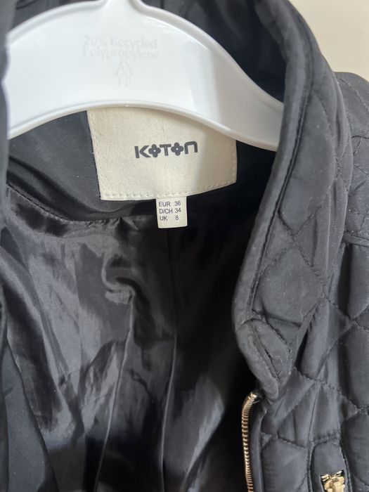 Ветровка женская