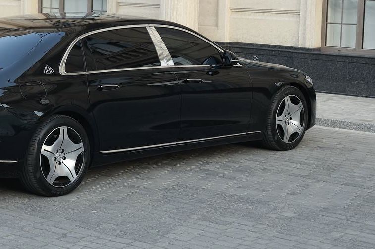 Сотилади Maybach диска R19 оргинал