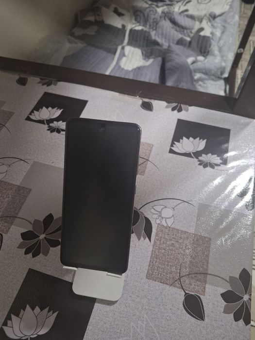 Samsung A 52 xotirasi 8/128 GB