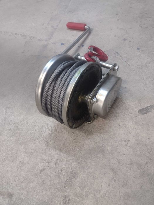 лебедка АЛ-КО  AL-KO нова