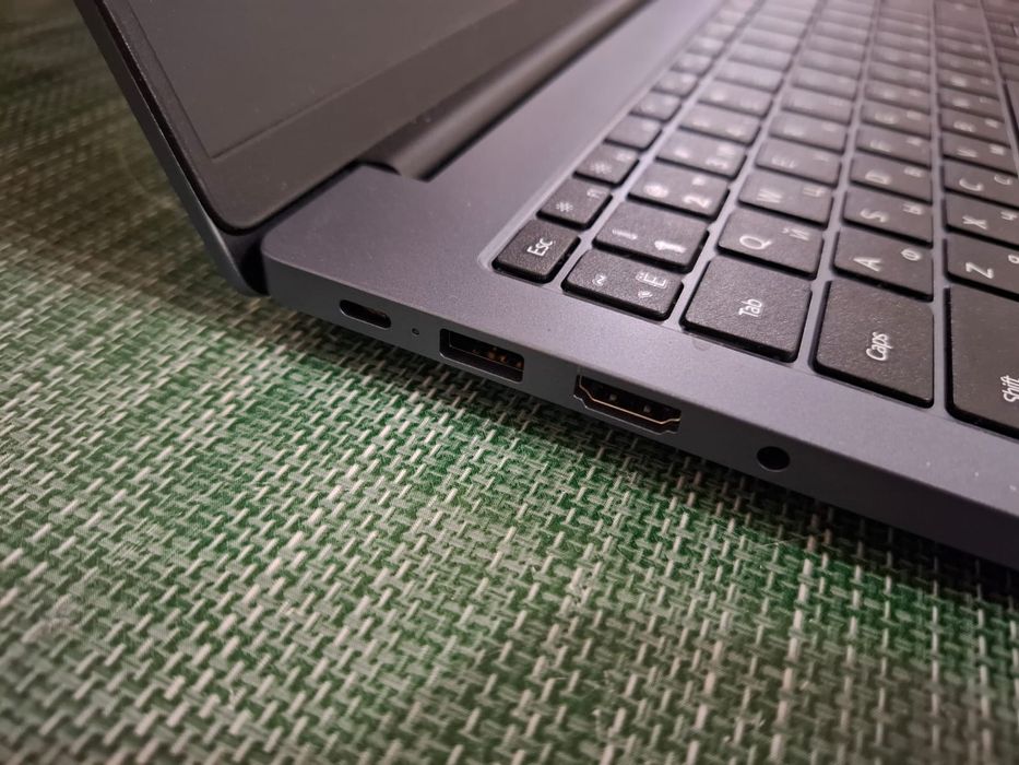 Ноутбук Huawei D16