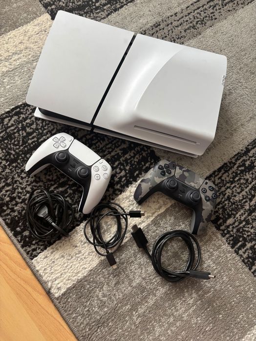 Vând ps 5 impecabil