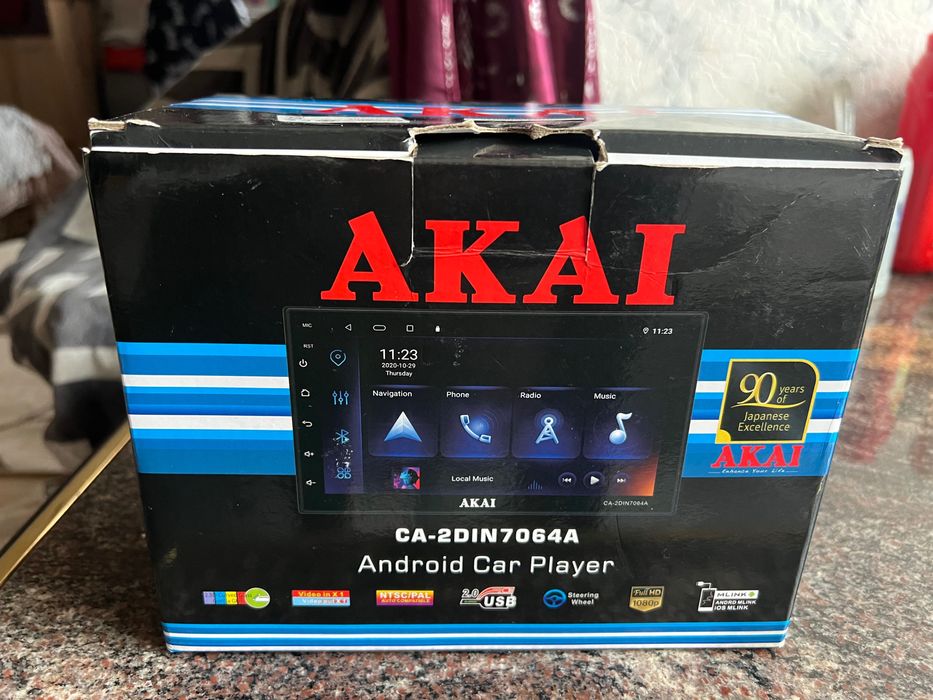 AKAI 2DIN мултимедия с тъчскрийн + кабели