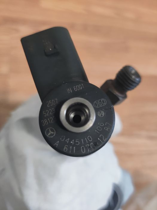 A6110701288 injector injectoare Mercedes 2.2cdi 2.7cdi OM611 1999-2006